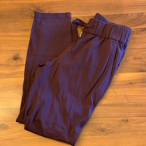 Lululemon Wine Elastic Waist Jogger Pants Pockets | 2